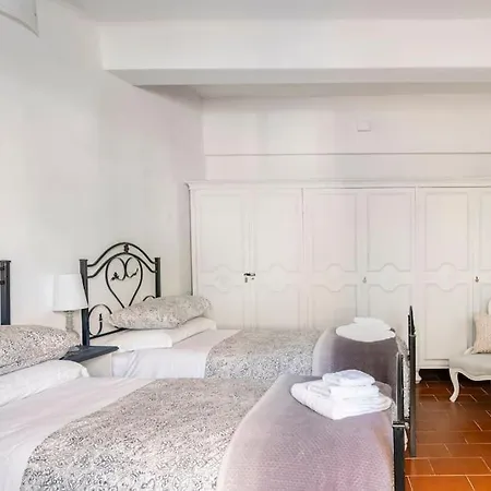 Centro Storico Di A 15 Minuti, Sweet