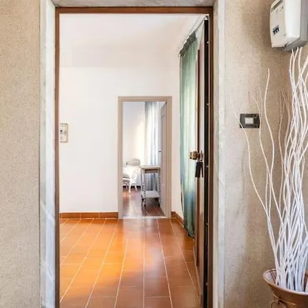 Centro Storico Di A 15 Minuti, Sweet Genua