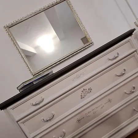 Centro Storico Di A 15 Minuti, Sweet