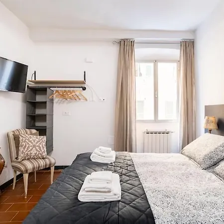 Centro Storico Di A 15 Minuti, Sweet * Gênes